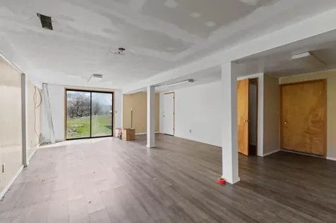 3403 N Valley View Road Ashland OR 97520