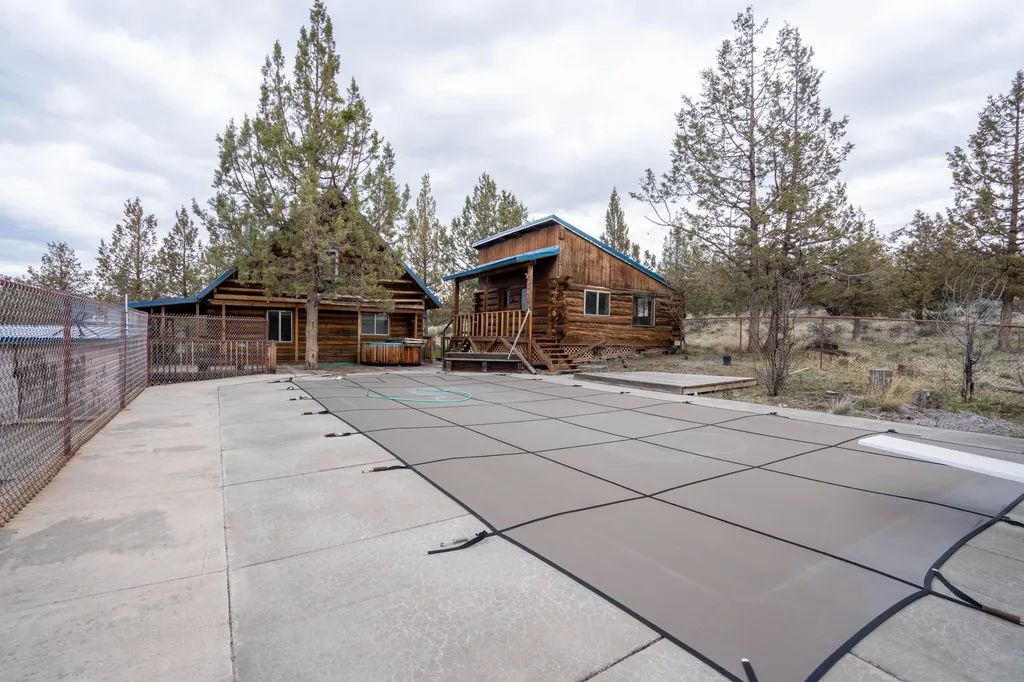 1051 SW Mountain View Drive Madras OR 97741