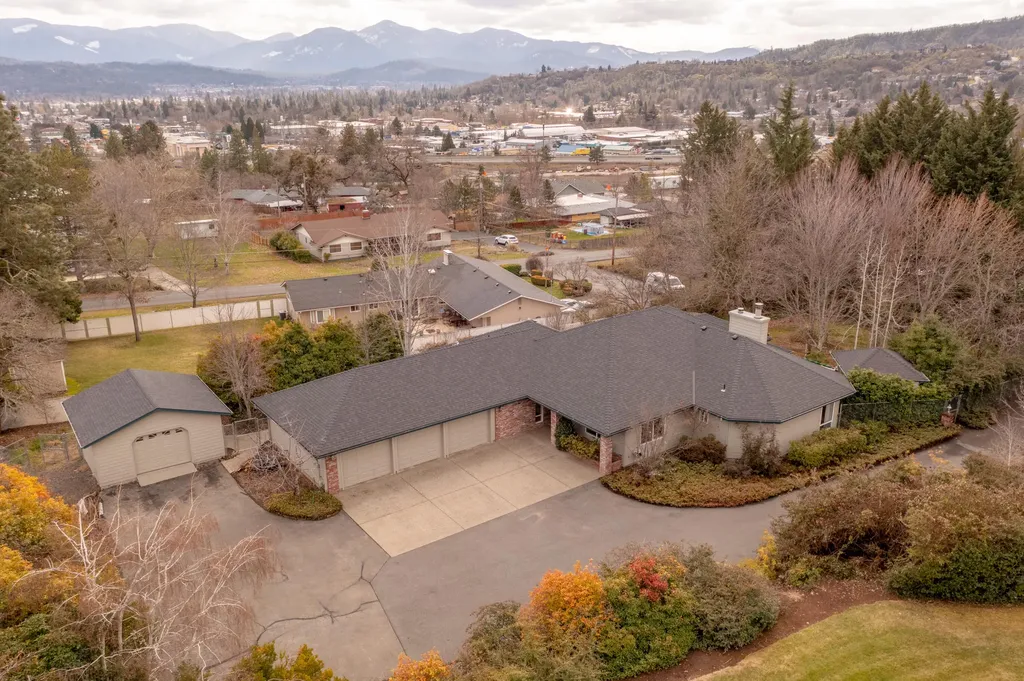 2311 Scoville Road Grants Pass OR 97526