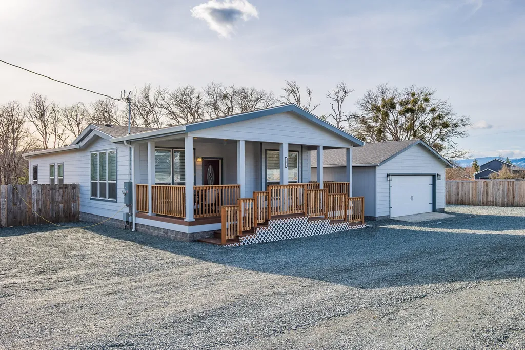 127 Harris Road Grants Pass OR 97526