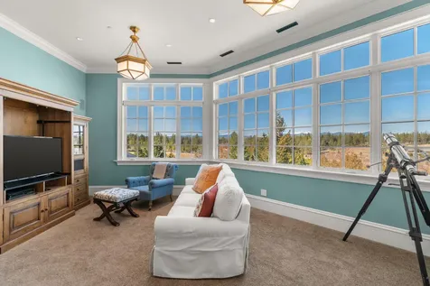 18665 Macalpine Loop Bend OR 97702