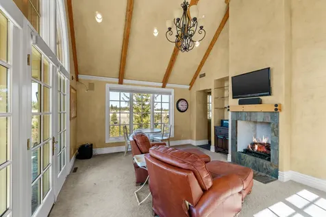 18665 Macalpine Loop Bend OR 97702
