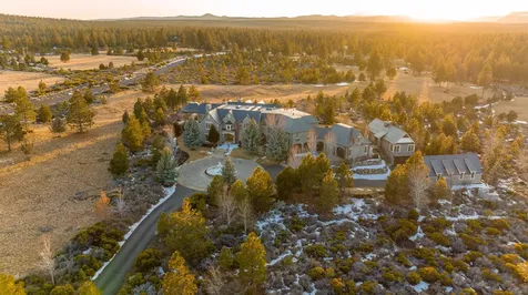 18665 Macalpine Loop Bend OR 97702