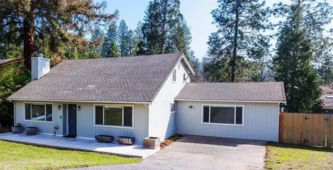 1520 NW B Street Grants Pass OR 97526