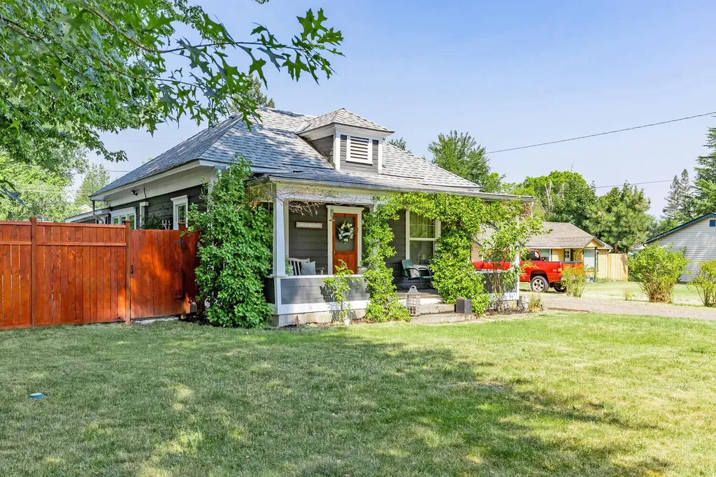 818 King Street Medford OR 97501