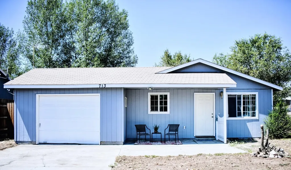 713 SW 26th Street Redmond OR 97756