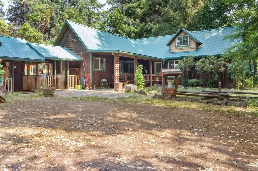 2260 Mill Creek Drive Prospect OR 97536