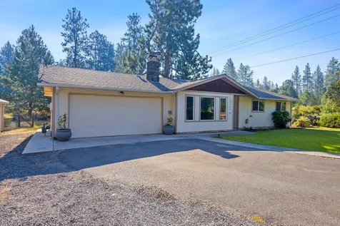 60804 Goldenrain Drive Bend OR 97702