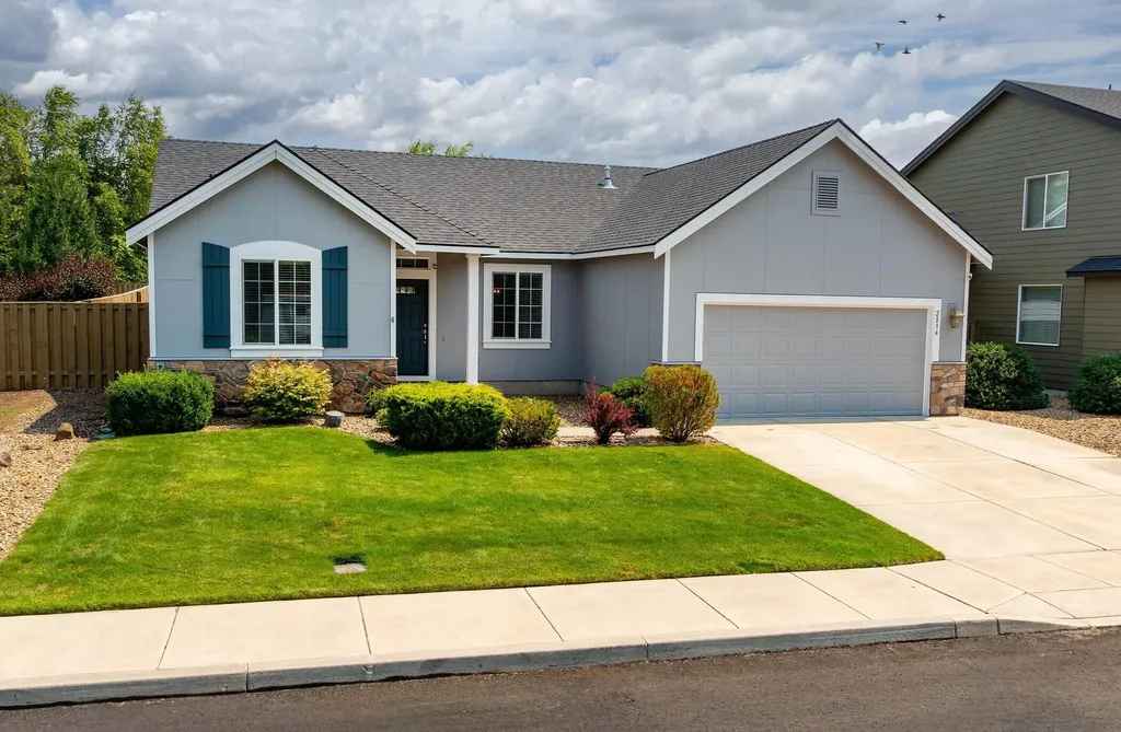 2834 SW 50th Street Redmond OR 97756