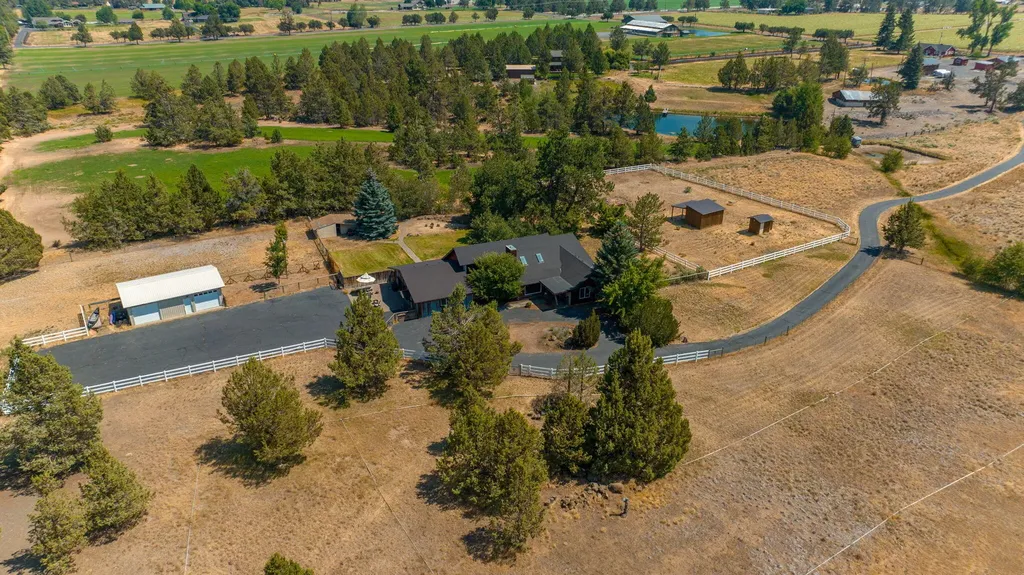 19460 Rudi Road Bend OR 97703