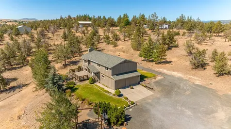 1896 SE Hoffman Drive Madras OR 97741