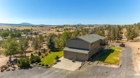 1896 SE Hoffman Drive Madras OR 97741