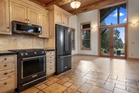 18135 Plainview Road Bend OR 97703