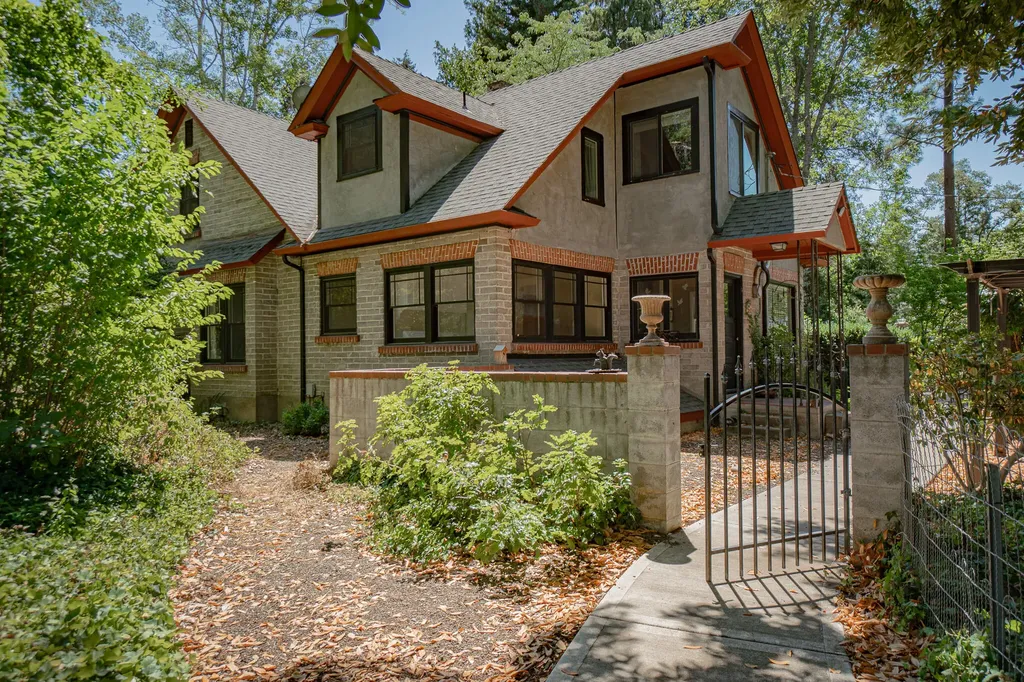 122 Janney Lane Medford OR 97501