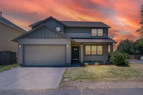 2247 NE Arapahoe Court Redmond OR 97756