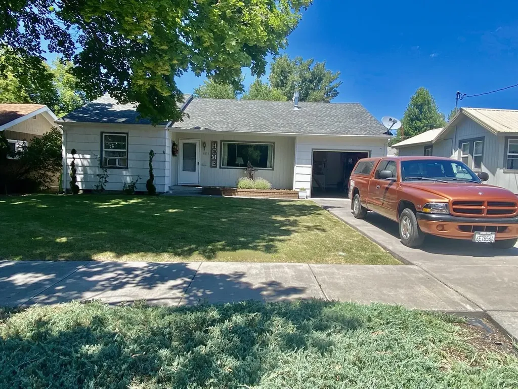 1851 Manzanita Street Klamath Falls OR 97601