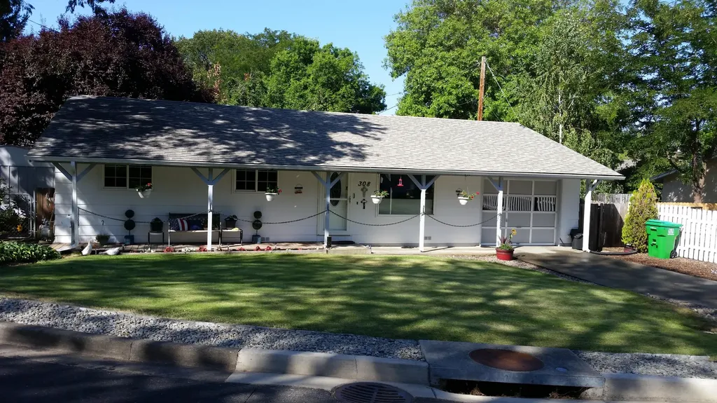 308 Rodale Drive Eagle Point OR 97524