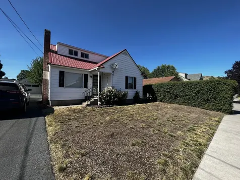 1655 Portland Street Klamath Falls OR 97601