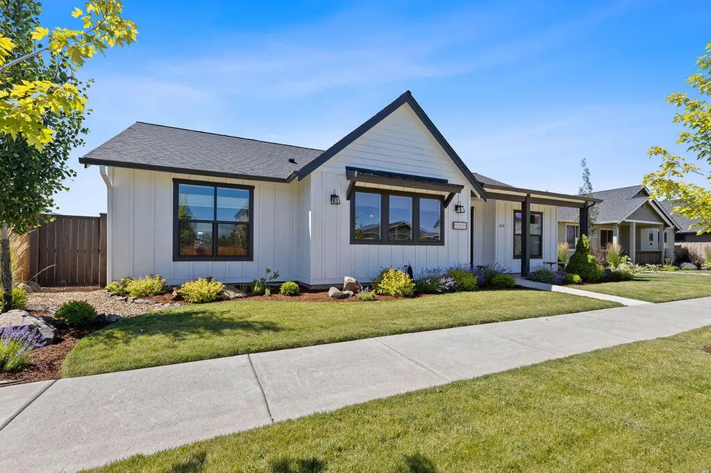 674 NE Union Loop Prineville OR 97754