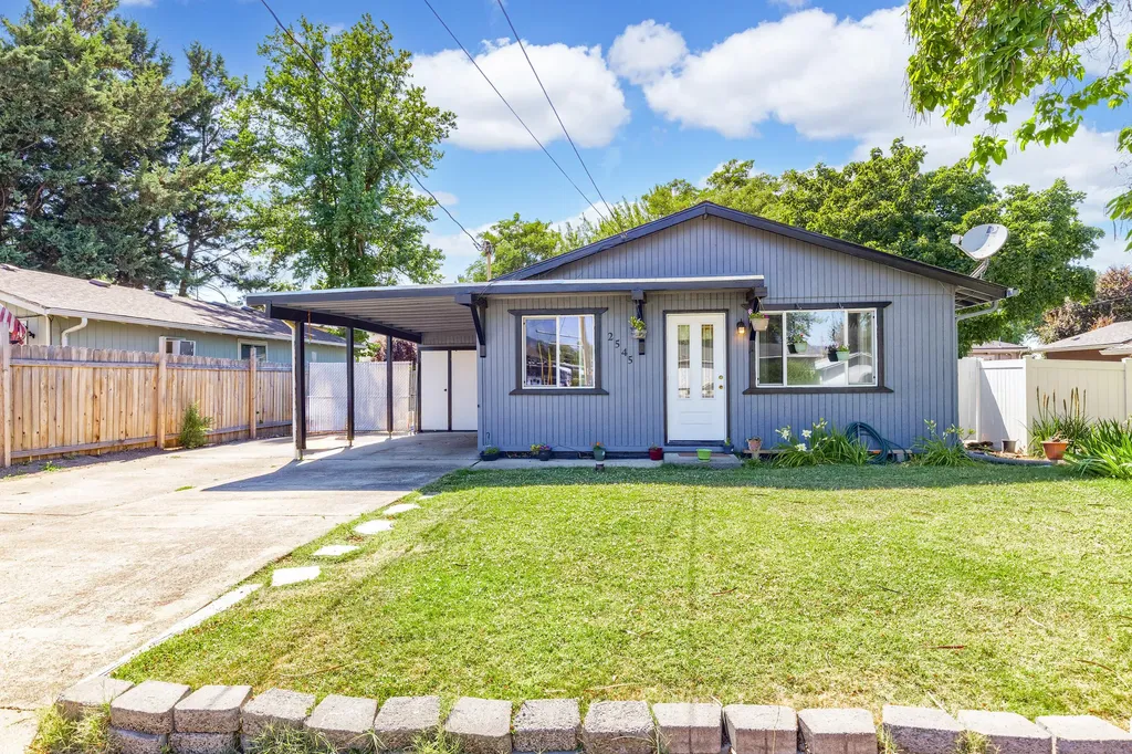 2545 Connell Avenue Medford OR 97501