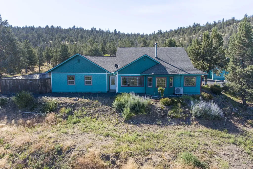 2266 SE Conifer Court Prineville OR 97754