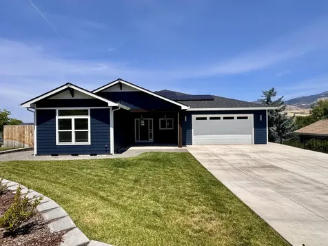 385 Otis Street Ashland OR 97520