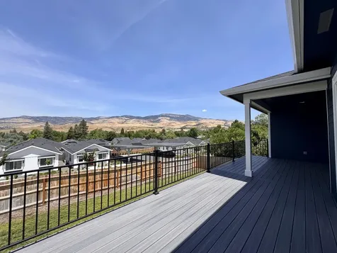 385 Otis Street Ashland OR 97520