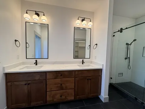 385 Otis Street Ashland OR 97520