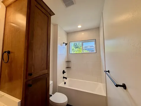 385 Otis Street Ashland OR 97520