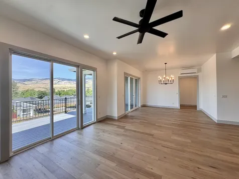 385 Otis Street Ashland OR 97520