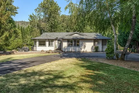 359 Rene Drive Shady Cove OR 97539