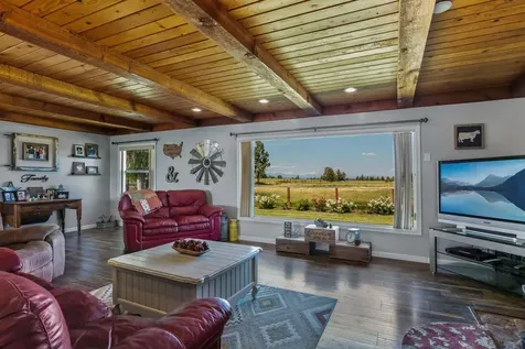 5624 SW Reif Road Powell Butte OR 97753