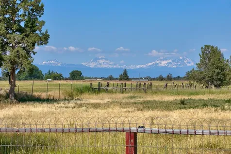 5624 SW Reif Road Powell Butte OR 97753