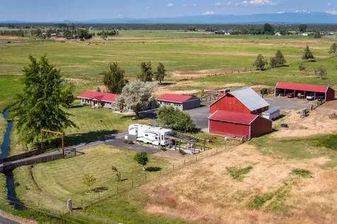 5624 SW Reif Road Powell Butte OR 97753