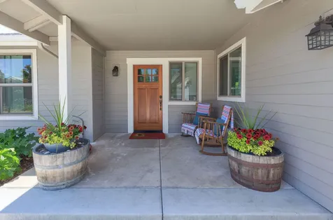 1138 SW Greenwood Avenue Grants Pass OR 97526