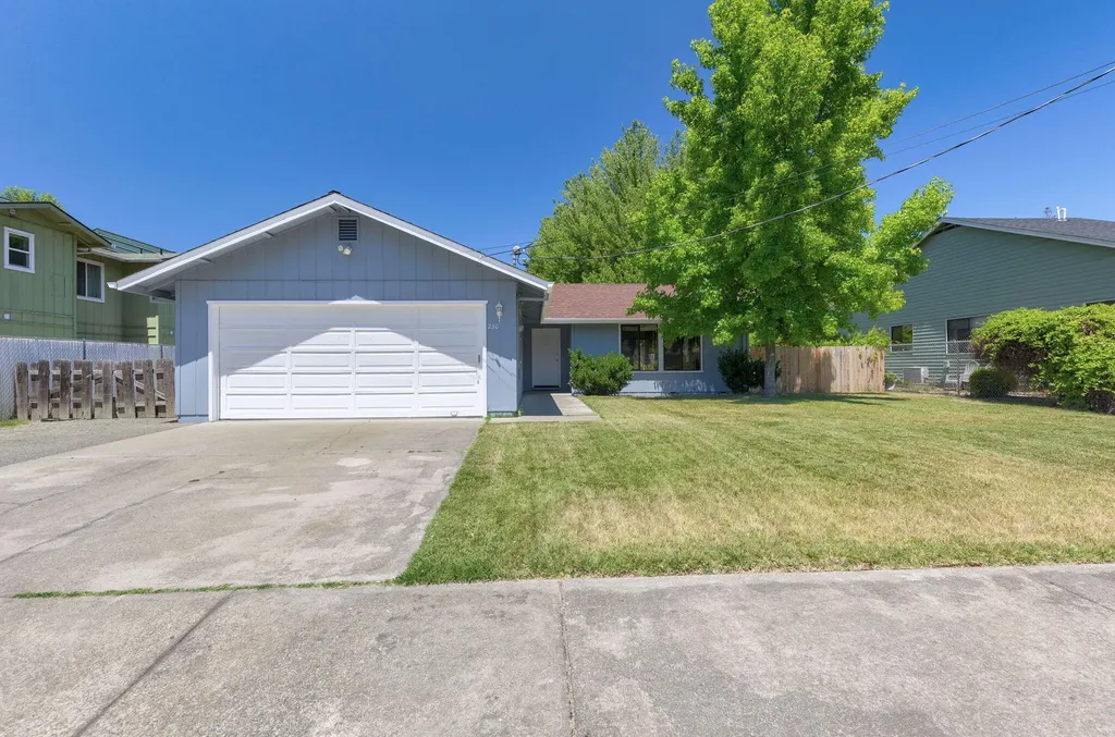 230 SW Central Avenue Grants Pass OR 97526