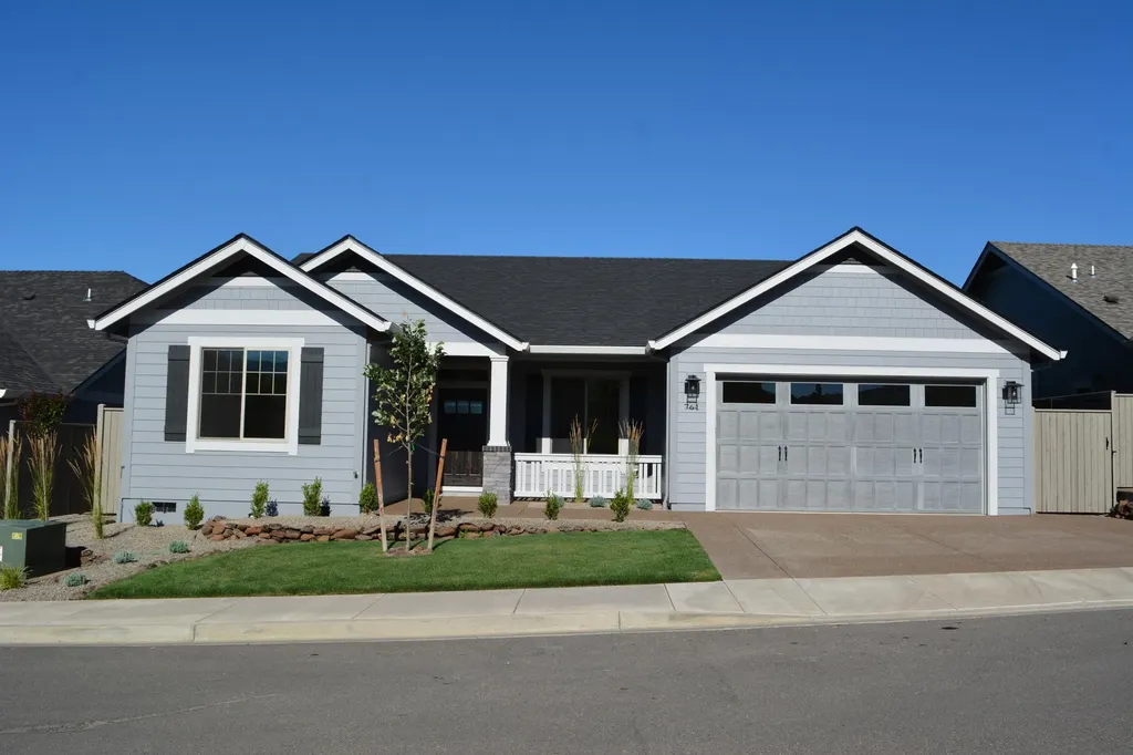 761 Sonoma Court Medford OR 97504