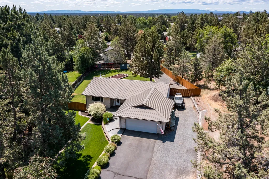 3320 SW Xero Avenue Redmond OR 97756