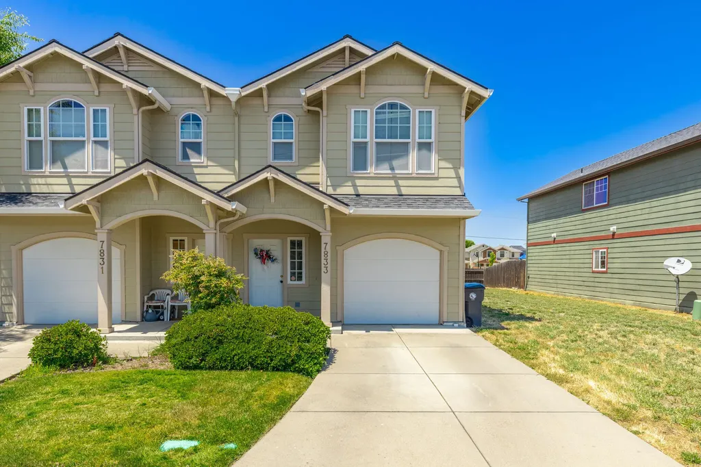7833 Phaedra Lane White City OR 97503