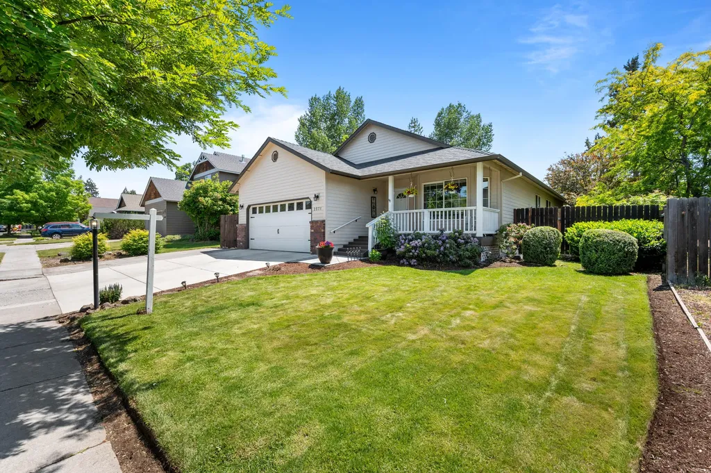 2571 NE Brandon Court Bend OR 97701
