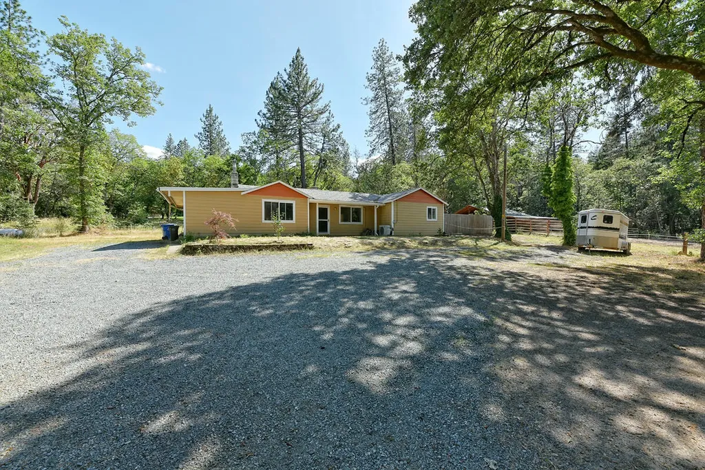 2336 Midway Avenue Grants Pass OR 97527