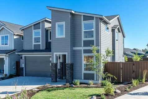 3034 NE Red Jasper Place Bend OR 97701
