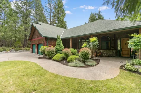 233 Wolf Song Drive Grants Pass OR 97526