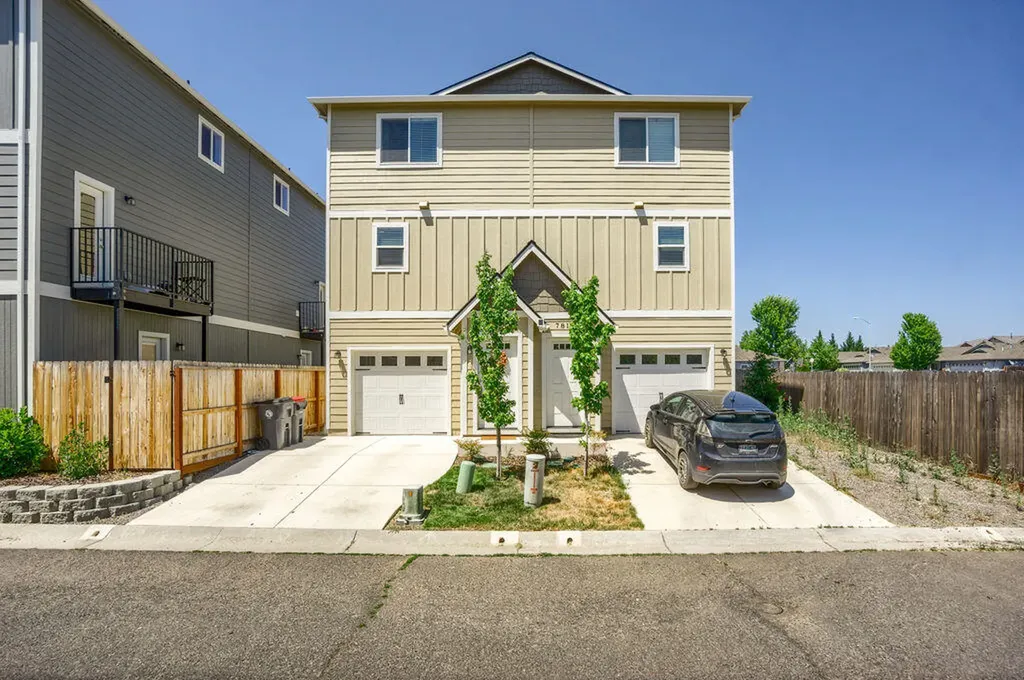 7810 Jacqueline Way White City OR 97503