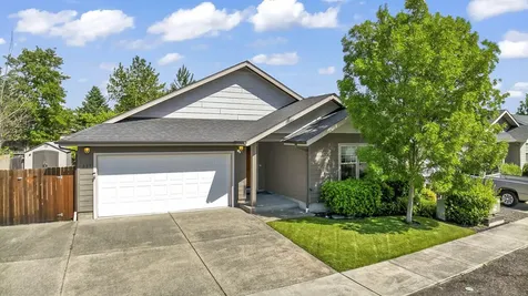337 SW Wagner Meadows Drive Grants Pass OR 97526