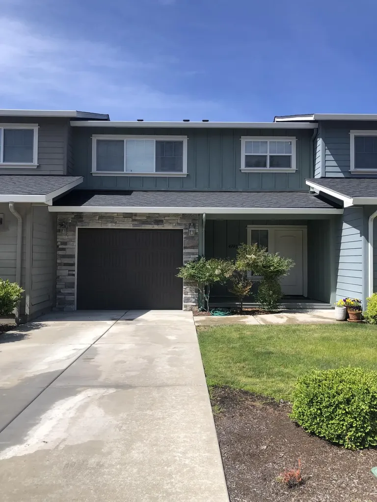 4749 Hathaway Drive Medford OR 97504