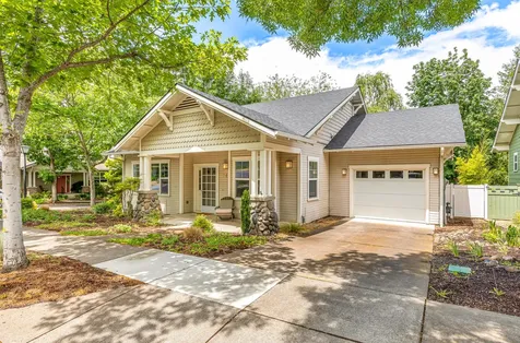 745 Creek Stone Way Ashland OR 97520
