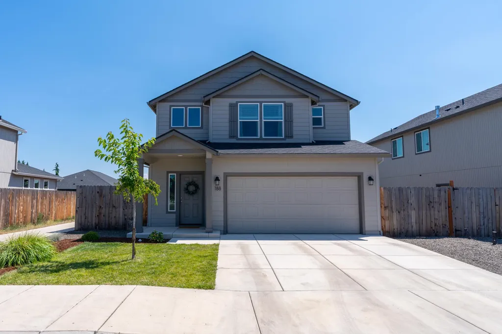 188 Linwood Avenue Eagle Point OR 97524
