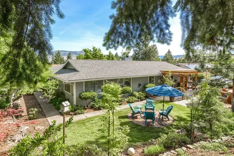 2280 Morada Lane Ashland OR 97520