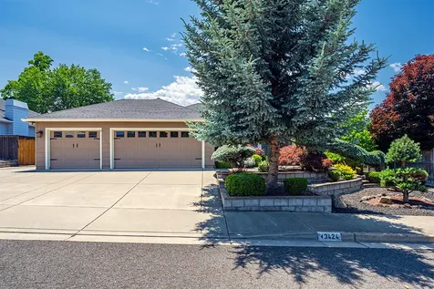 3424 Mcquire Way Medford OR 97504